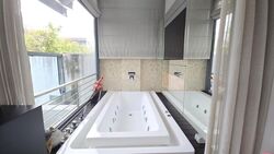 Watermark Robertson Quay (D9), Apartment #637810571